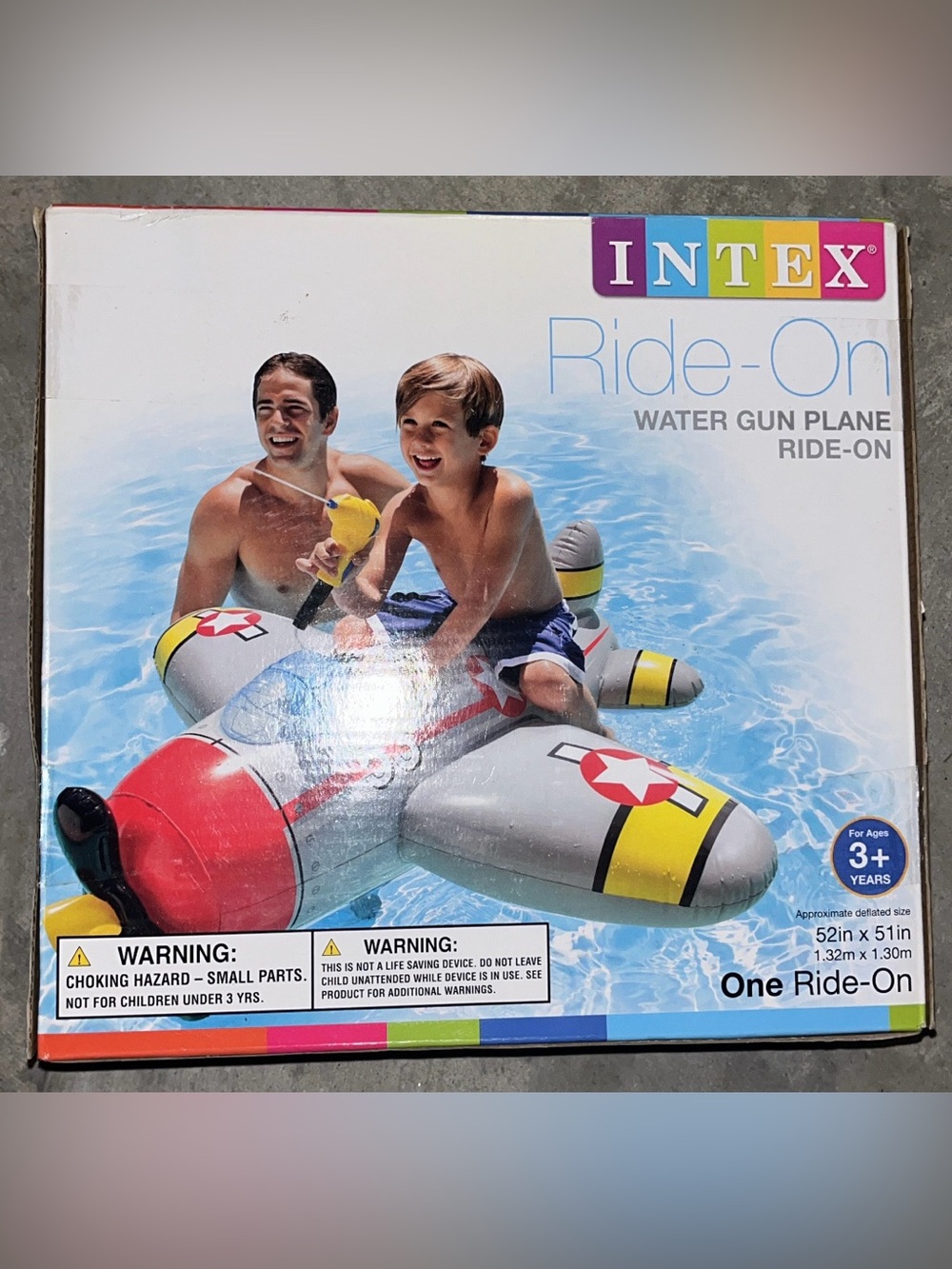 Water gun plane for pool